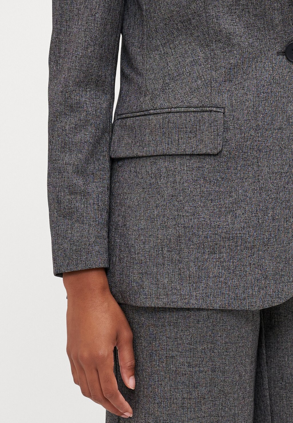 Короткое пальто VMANNI HOURGLASS Vero Moda Petite, черный
Короткое пальто VMANNI HOURGLASS Vero Moda Petite, черный