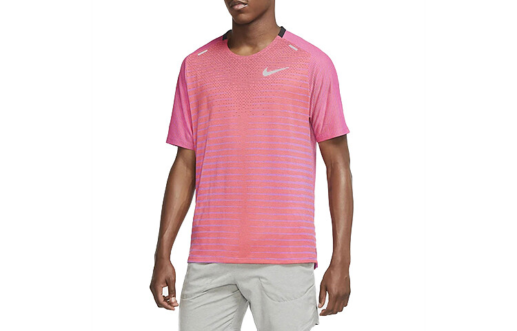 Футболка мужская розовая Nike, розовый
Футболка мужская розовая Nike, розовый