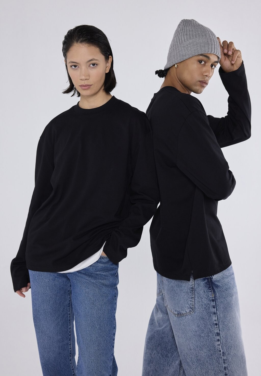 Топ с длинными рукавами UNISEX YOURTURN, черный
Топ с длинными рукавами UNISEX YOURTURN, черный