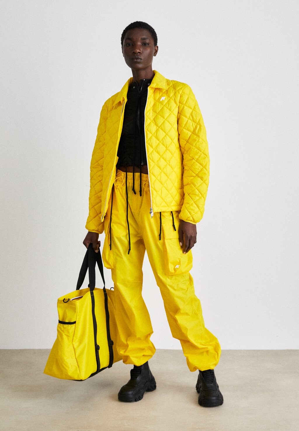 Легкая куртка SHIBAR ECO LIGHT WARM EXCLUSIVE UNISEX K-Way, желтый
Легкая куртка SHIBAR ECO LIGHT WARM EXCLUSIVE UNISEX K-Way, желтый