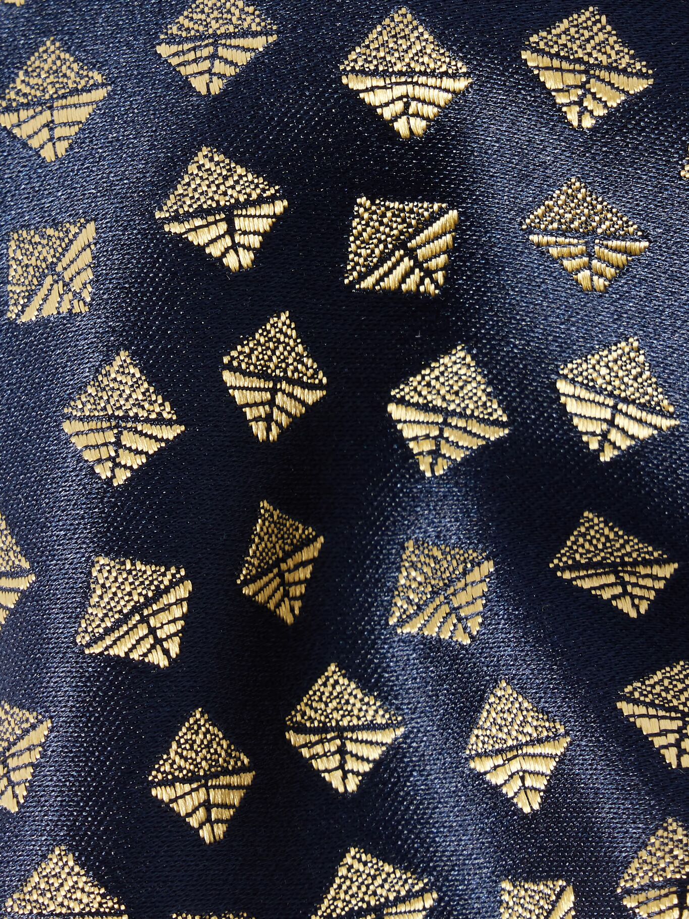 Галстук из шелкового жаккарда шириной 8,5 см CHARVET, темно-синий
Галстук из шелкового жаккарда шириной 8,5 см CHARVET, темно-синий