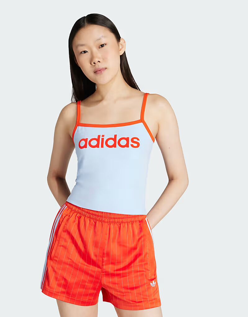 Майка в ярко-синем цвете Adidas Originals
Майка в ярко-синем цвете Adidas Originals