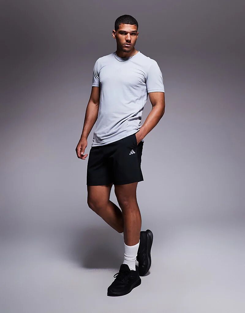 Шорты Adidas Training Tech черного цвета
Шорты Adidas Training Tech черного цвета