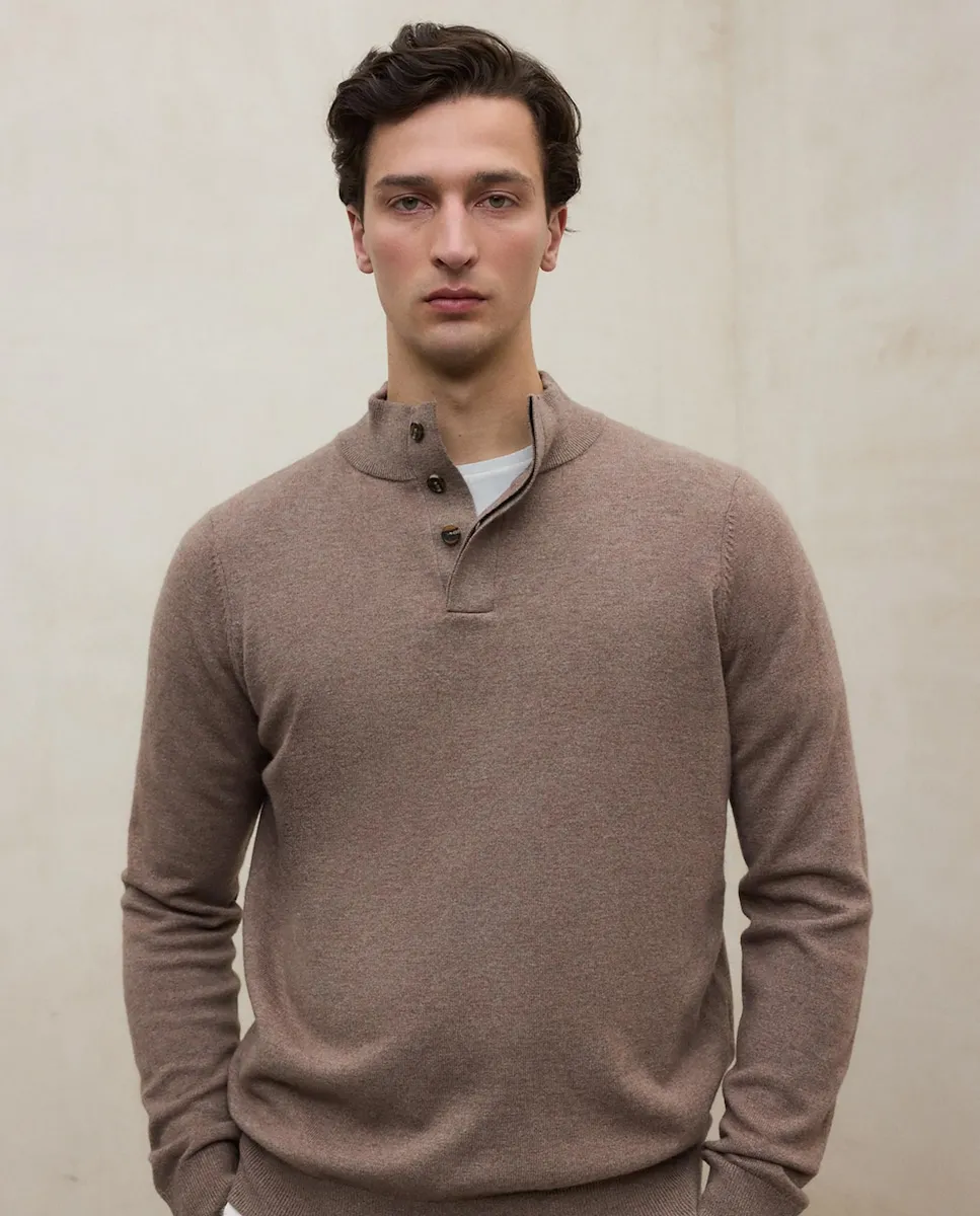 Мужской джемпер из тонкой пряжи с застегивающимся воротником Ecoalf, коричневый
Мужской джемпер из тонкой пряжи с застегивающимся воротником Ecoalf, коричневый