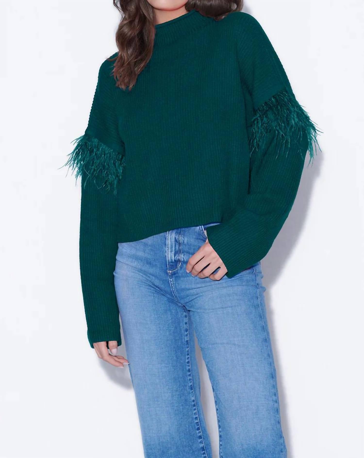 Свитер Tora зеленого цвета SAYLOR
Свитер Tora зеленого цвета SAYLOR