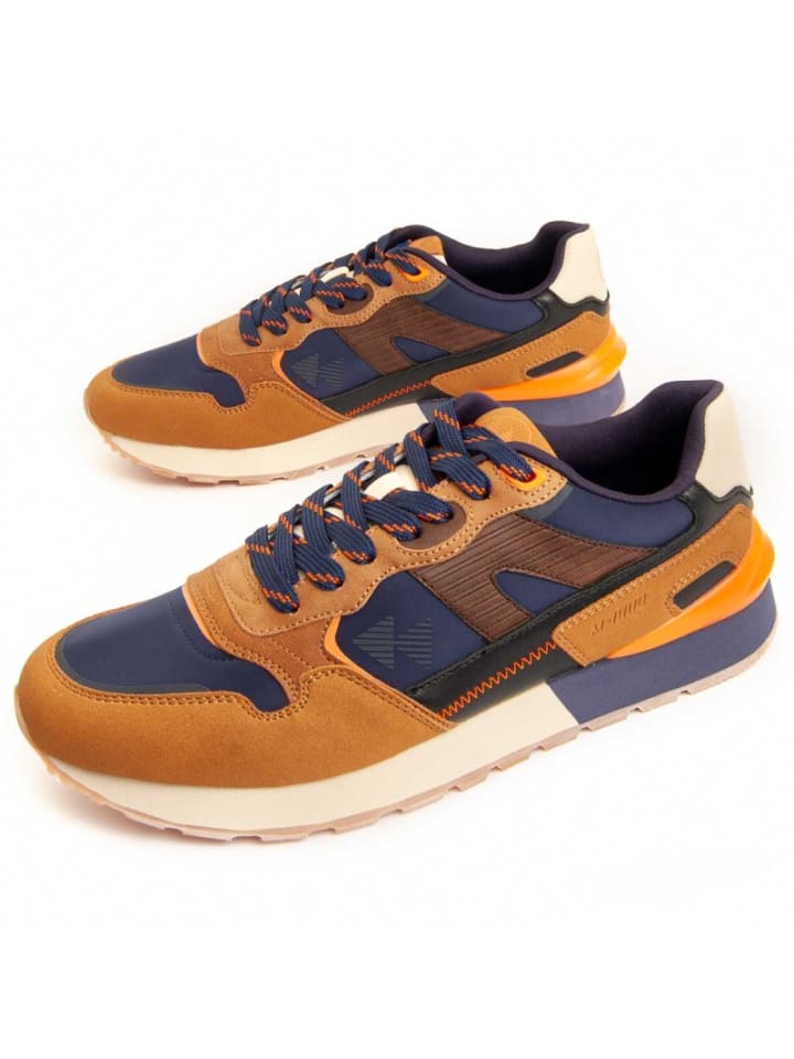 Кроссовки Newmar коричневого цвета Montevita
Кроссовки Newmar коричневого цвета Montevita