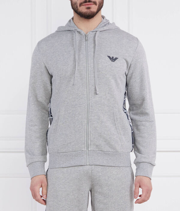 Толстовка мужская Emporio Armani на молнии с капюшоном, серый
Толстовка мужская Emporio Armani на молнии с капюшоном, серый