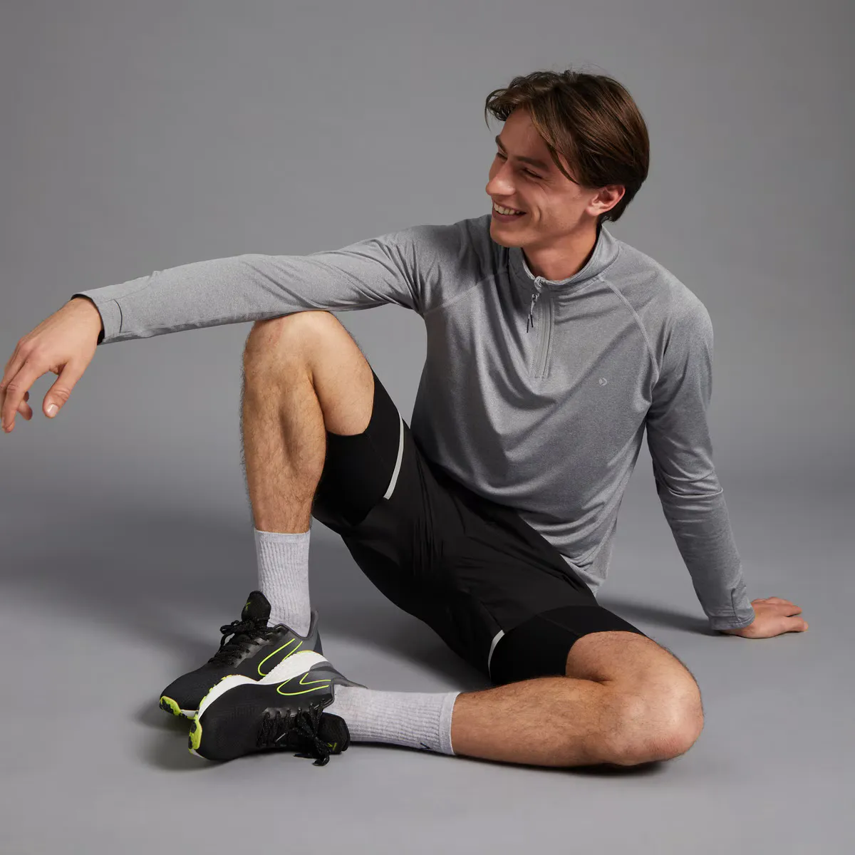 Мужская рубашка для бега с застежкой-молнией на половину длины Boomerang, серый
Мужская рубашка для бега с застежкой-молнией на половину длины Boomerang, серый