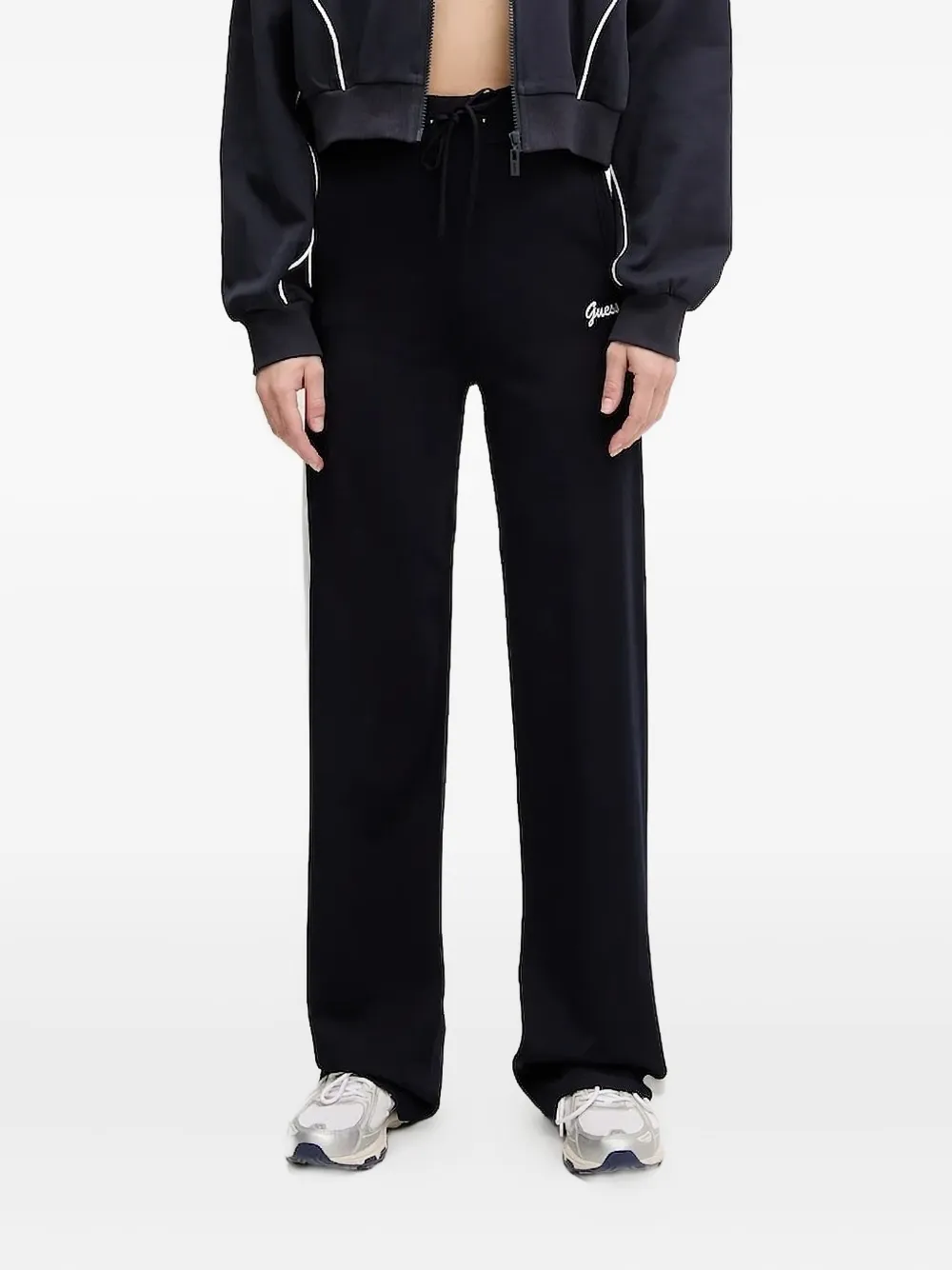 Брюки с лампасами GUESS USA, синий
Брюки с лампасами GUESS USA, синий