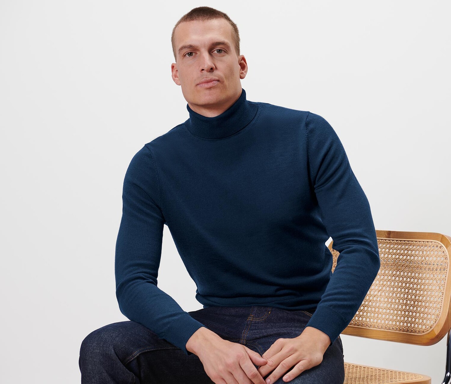 Свитер Tchibo из мериноса, темно-синий
Свитер Tchibo из мериноса, темно-синий