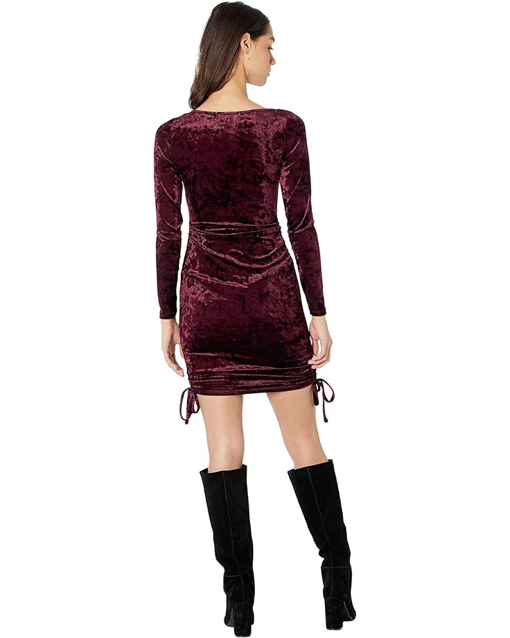 Платье Madden Girl Long Sleeve Emma Dress with Ruching, цвет Purple Potion 
Платье Madden Girl Long Sleeve Emma Dress with Ruching, цвет Purple Potion
