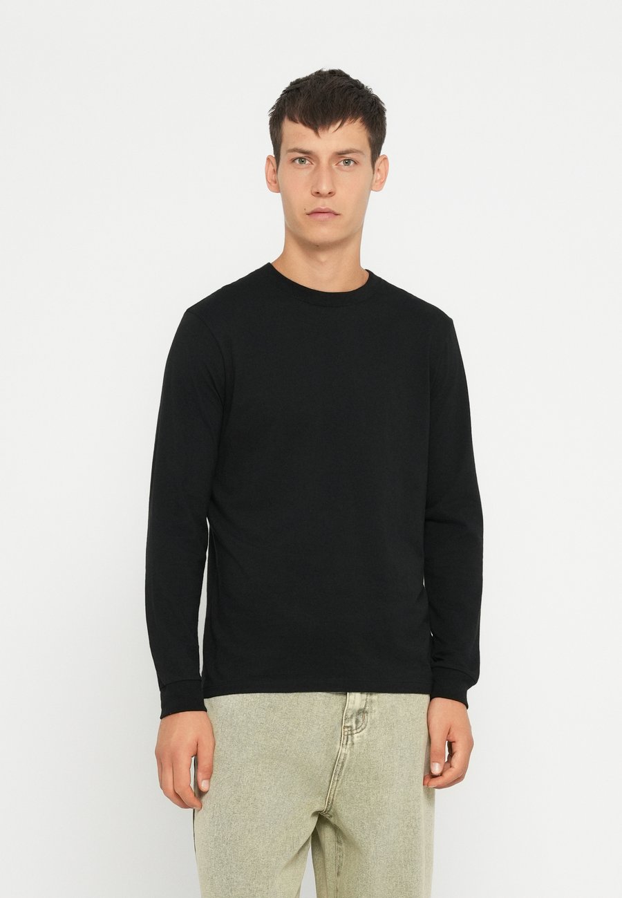 Топ GAP EVERYDAY SOFT CREW SOLIF, Black
Топ GAP EVERYDAY SOFT CREW SOLIF, Black
