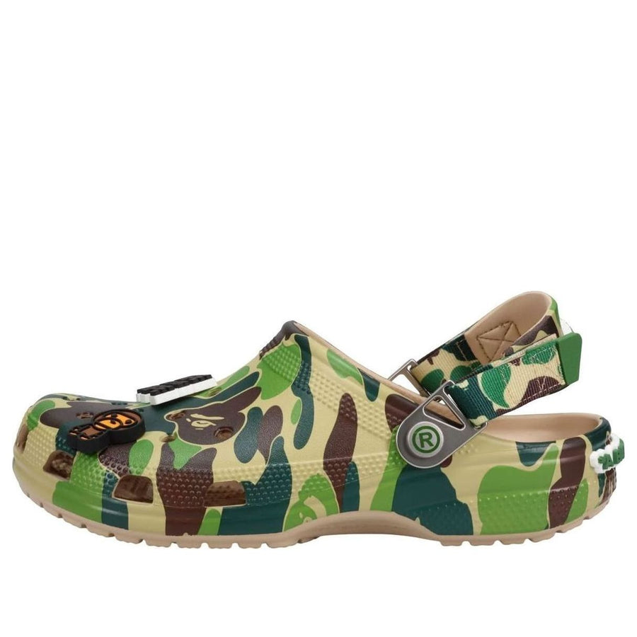 Сандалии Crocs x A Bathing Ape Clog 'Chai', зеленый
Сандалии Crocs x A Bathing Ape Clog 'Chai', зеленый