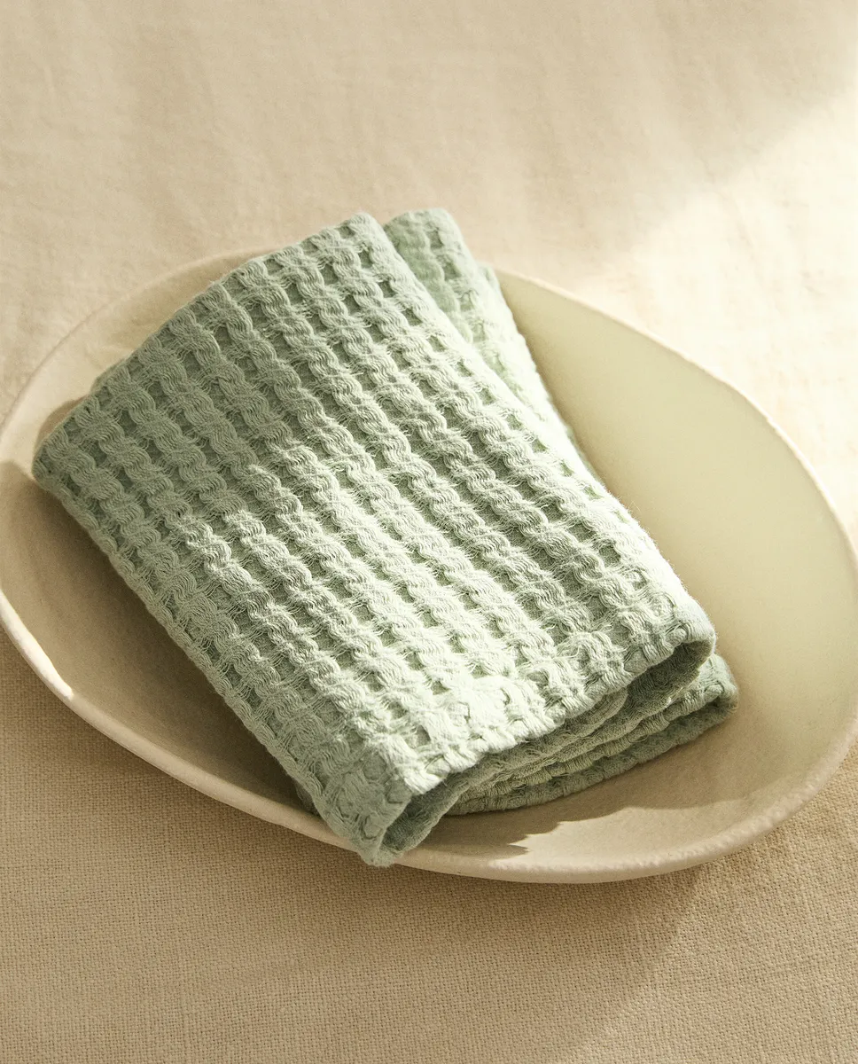 Упаковка хлопковых полотенец для рук вафельной вязки (3 шт.) Zara Home, зеленый
Упаковка хлопковых полотенец для рук вафельной вязки (3 шт.) Zara Home, зеленый