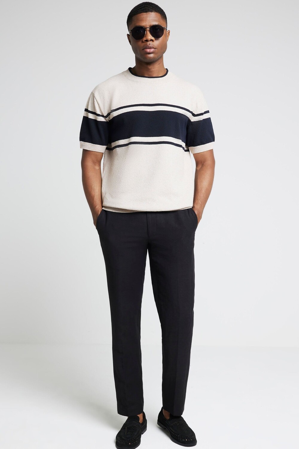 Футболка облегающего кроя с короткими рукавами из ткани букле блок River Island, коричневый
Футболка облегающего кроя с короткими рукавами из ткани букле блок River Island, коричневый