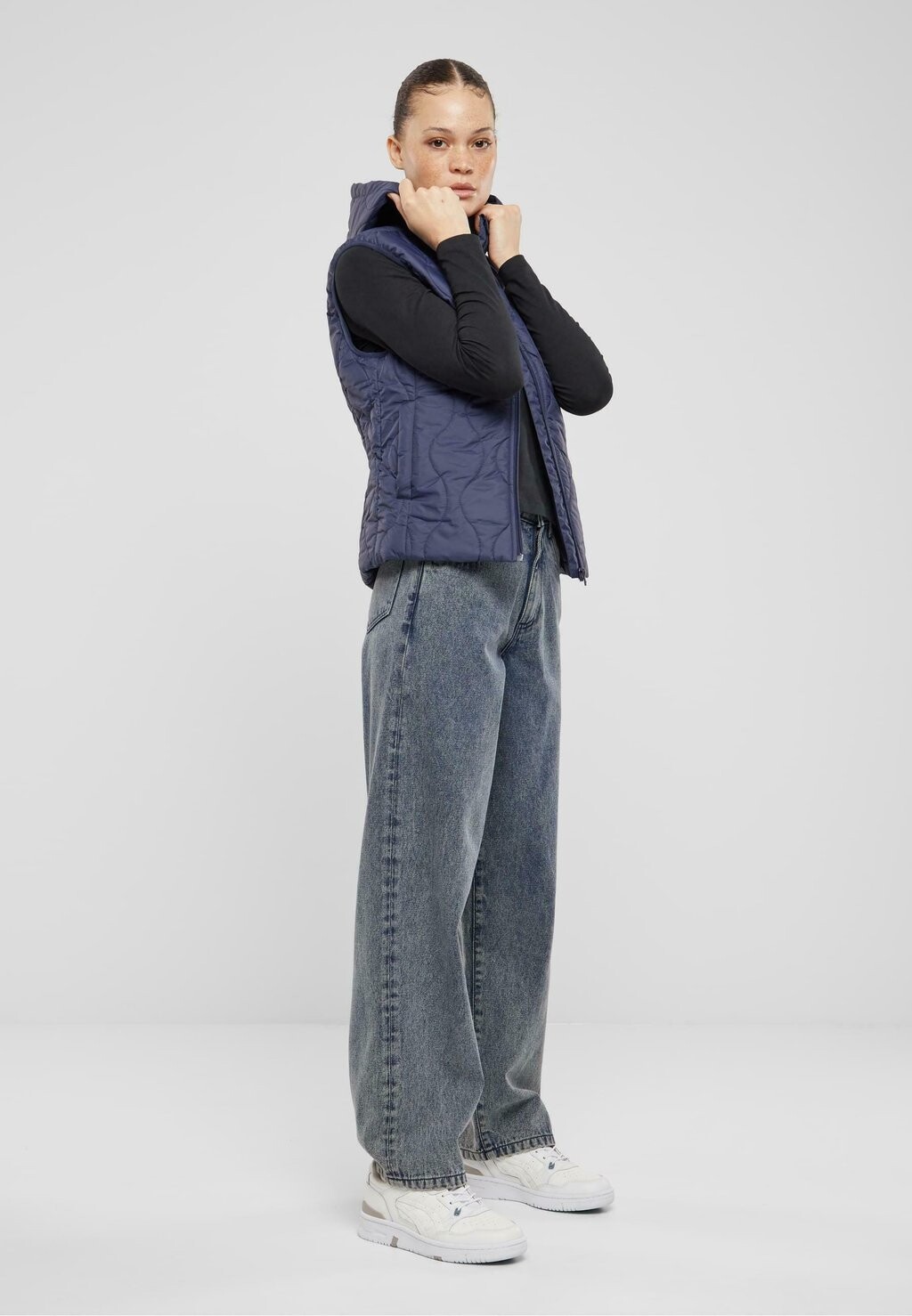 Жилет SUPER PUFFER Urban Classics, темно-синий 
Жилет SUPER PUFFER Urban Classics, темно-синий