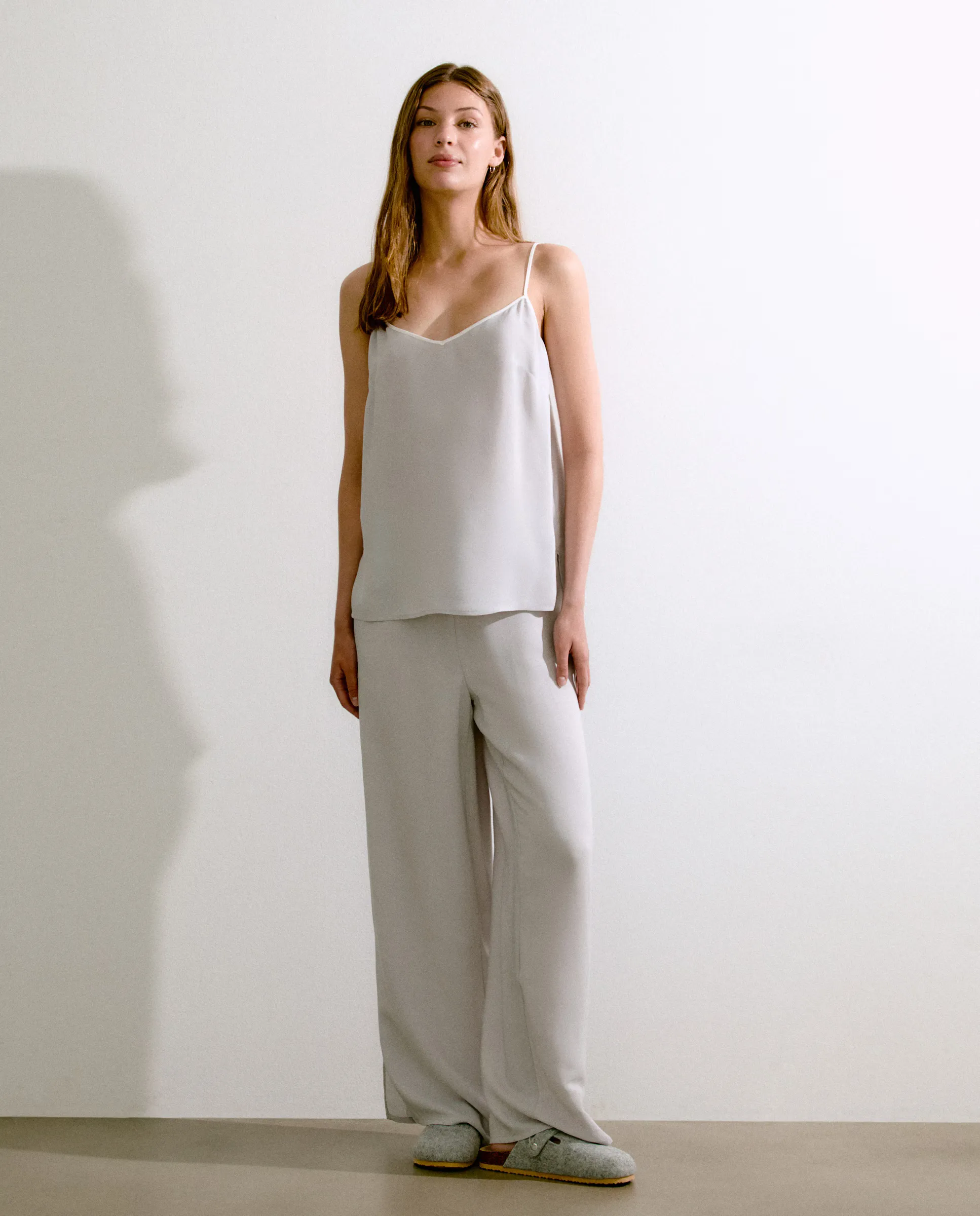 Женская пижама с бретелями Énfasis, светло-серый
Женская пижама с бретелями Énfasis, светло-серый