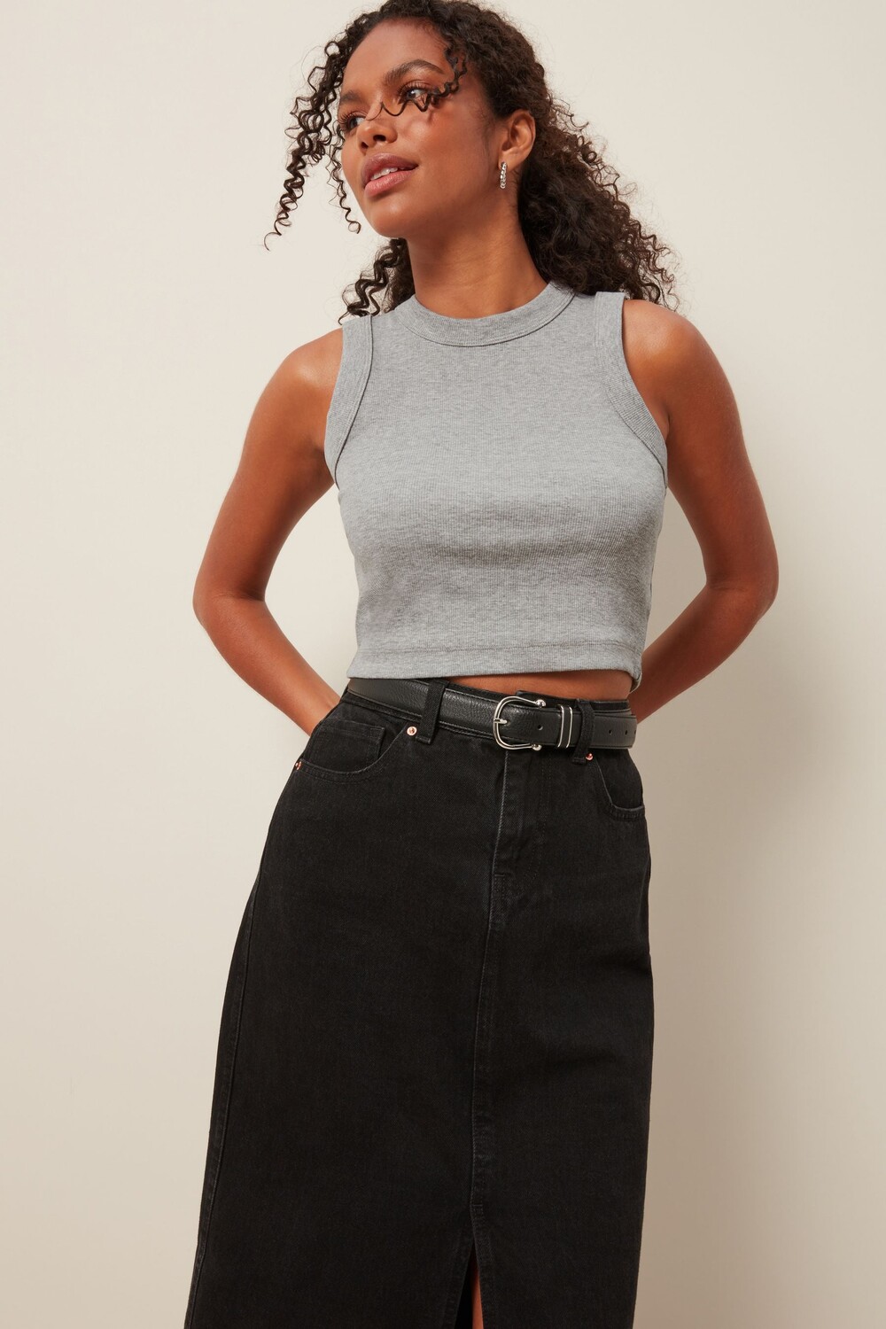 Короткая футболка без рукавов в форме боксера без рукавов Next, серый
Короткая футболка без рукавов в форме боксера без рукавов Next, серый