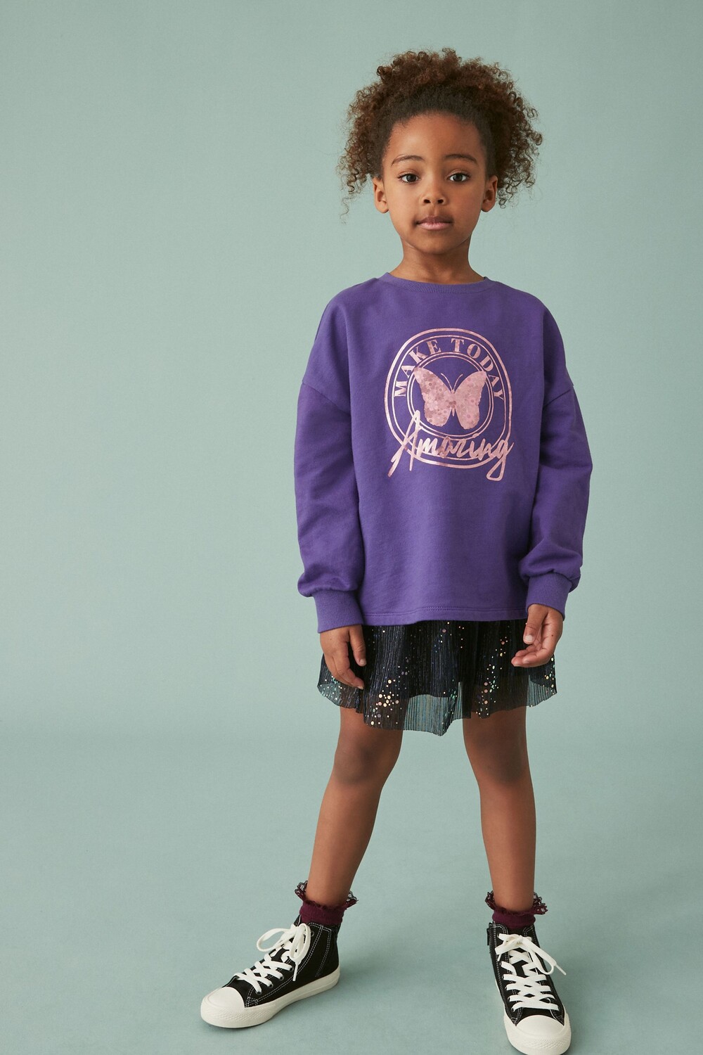 Футболка металлик с длинными рукавами и манжетами украшенными бабочками Next, фиолетовый
Футболка металлик с длинными рукавами и манжетами украшенными бабочками Next, фиолетовый