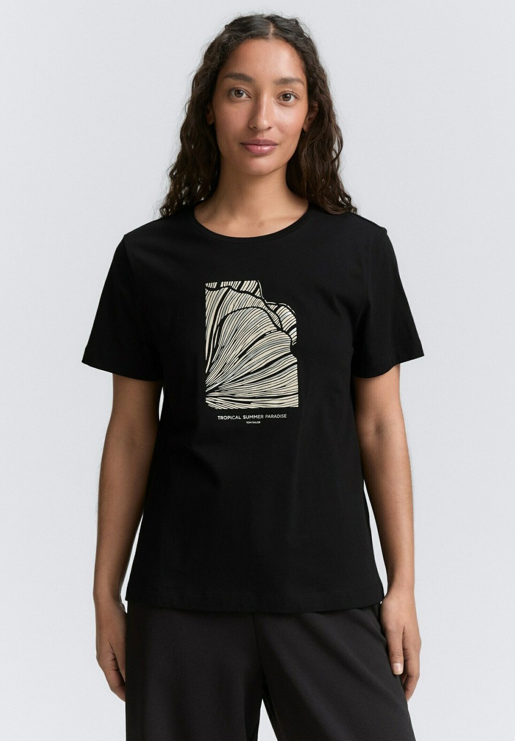 Футболка с принтом CREW NECK TOM TAILOR, черный
Футболка с принтом CREW NECK TOM TAILOR, черный