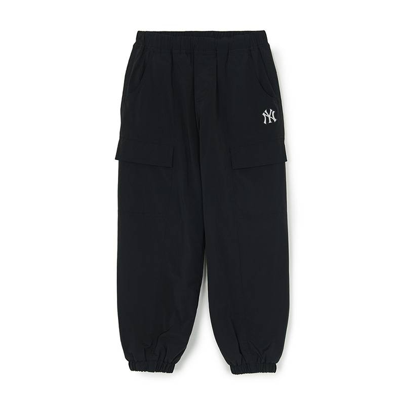 Брюки MLB KIDS, черный
Брюки MLB KIDS, черный