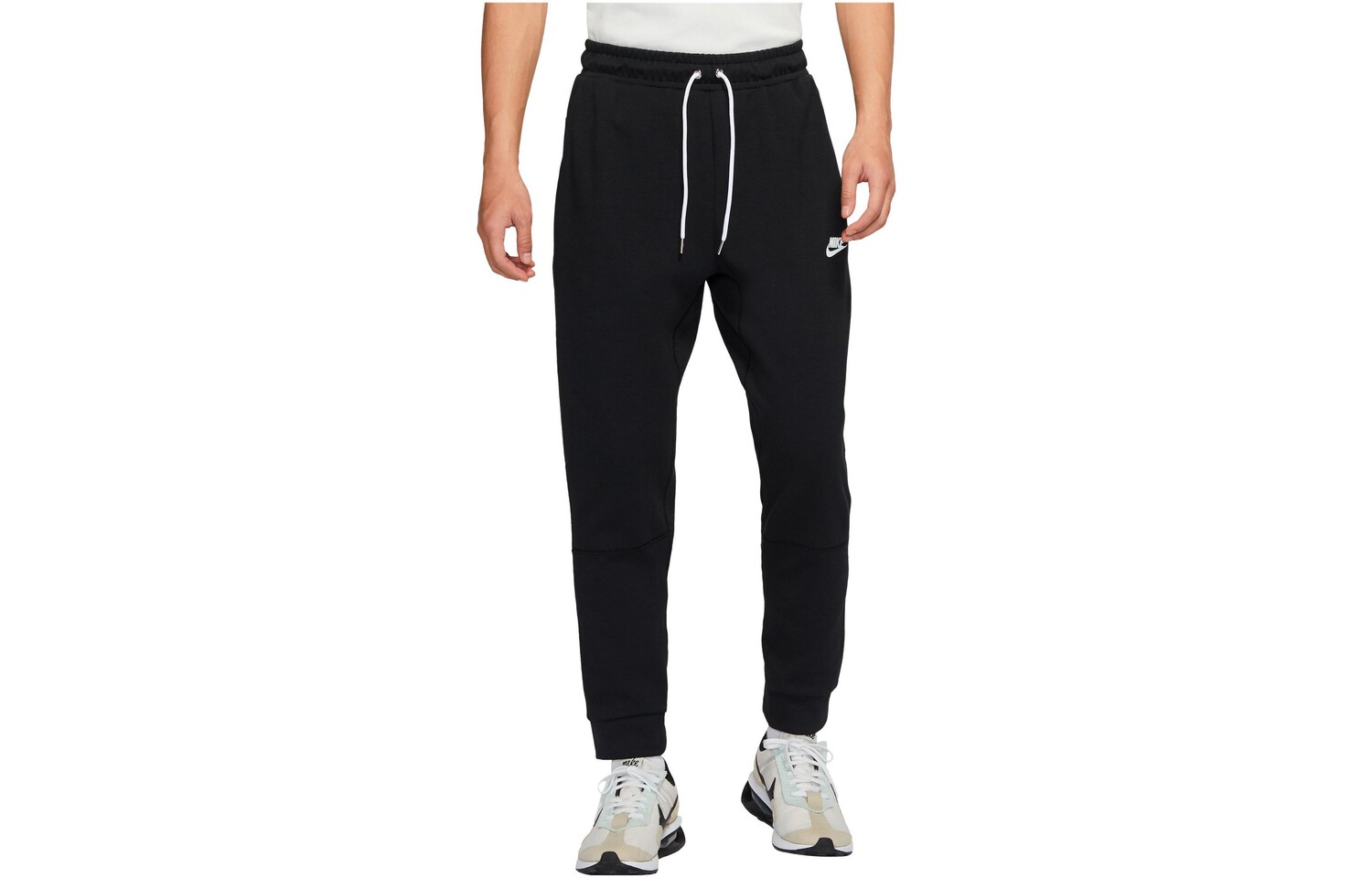 Повседневные брюки мужские черные Nike, черный
Повседневные брюки мужские черные Nike, черный