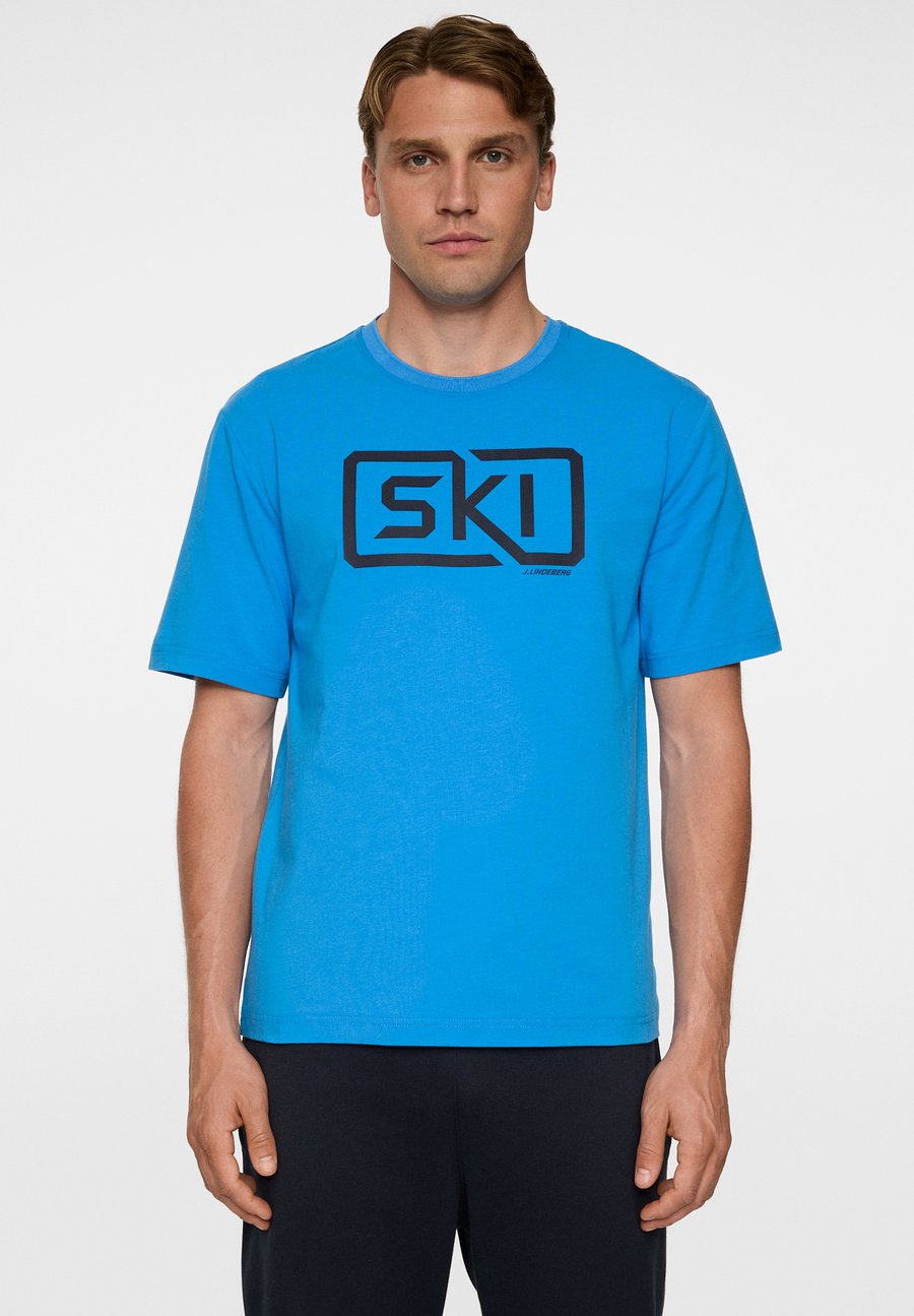Футболка J.LINDEBERG Sports JAYDEN, Sonic Blue/Blue, Синий, Футболка J.LINDEBERG Sports JAYDEN, Sonic Blue/Blue
Футболка J.LINDEBERG Sports JAYDEN, Sonic Blue/Blue, Синий, Футболка J.LINDEBERG Sports JAYDEN, Sonic Blue/Blue