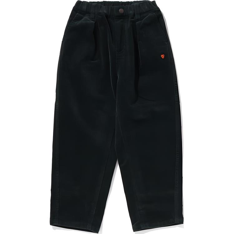 Брюки для детей 3-7 лет A BATHING APE, зеленый
Брюки для детей 3-7 лет A BATHING APE, зеленый