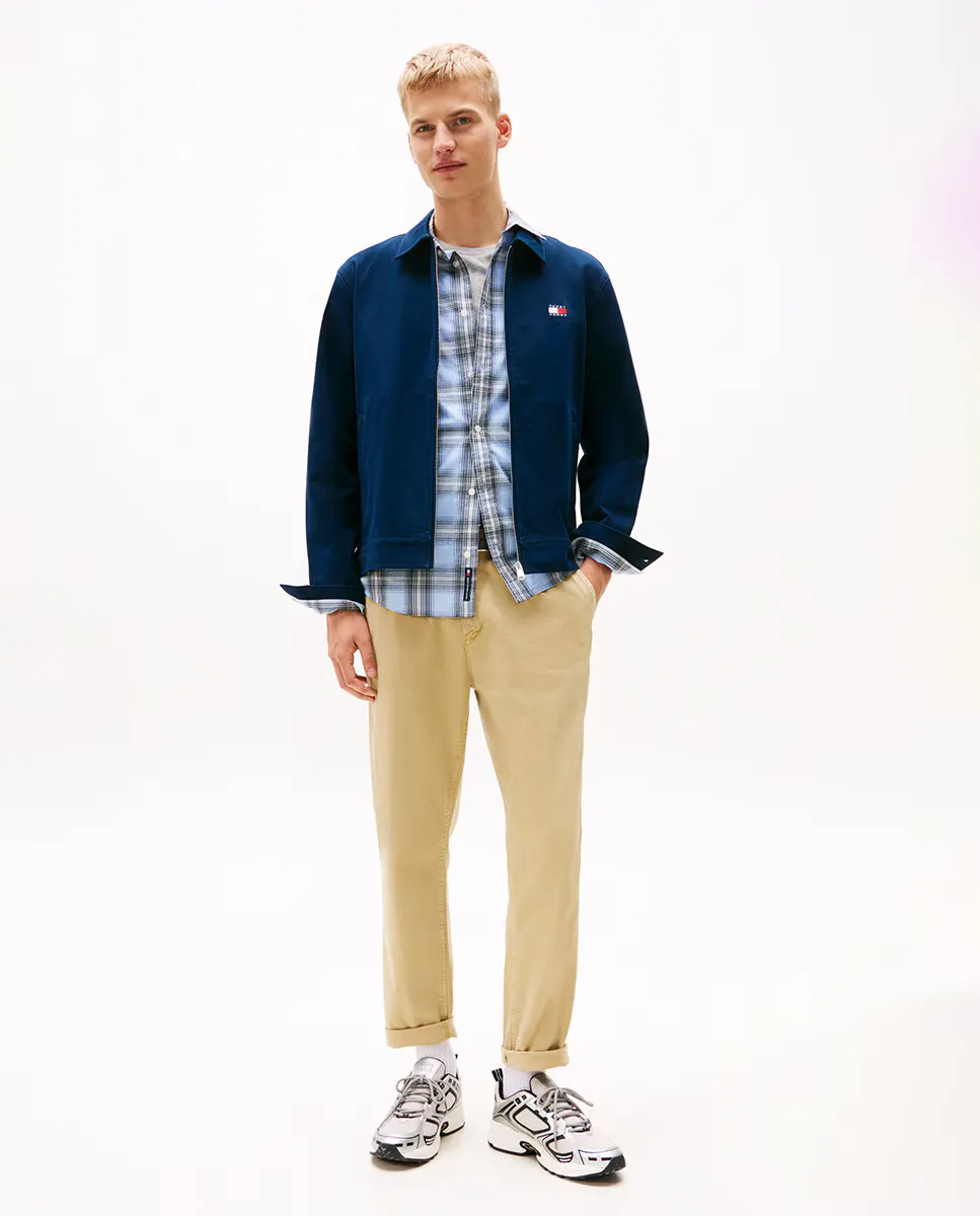 Мужские брюки-чинос Isaac свободного зауженного кроя со средней посадкой Tommy Jeans, бежевый
Мужские брюки-чинос Isaac свободного зауженного кроя со средней посадкой Tommy Jeans, бежевый