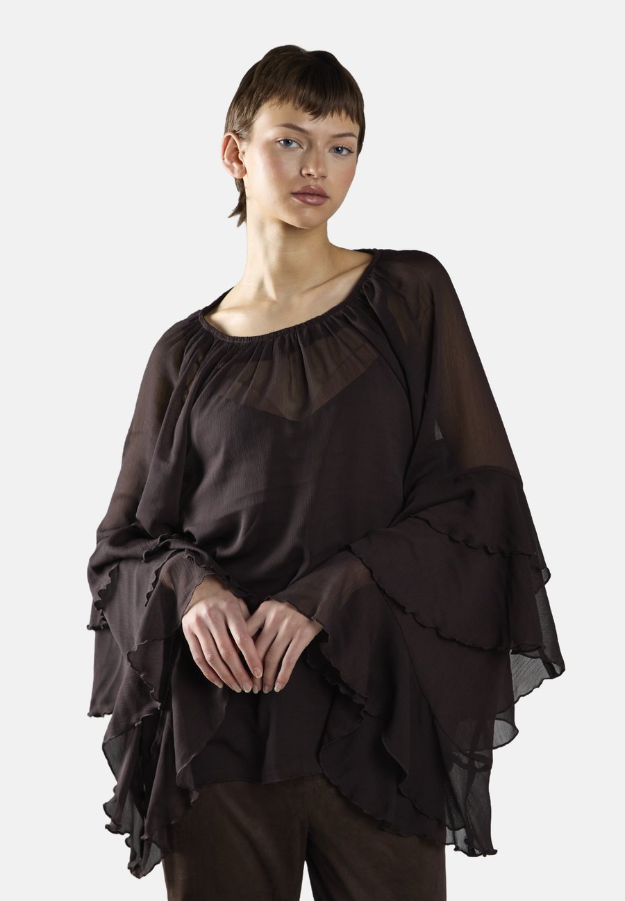 Блуза Glamorous MULTI RUFFLE LONG SLEEVE, Deep Brown/Dark Brown
Блуза Glamorous MULTI RUFFLE LONG SLEEVE, Deep Brown/Dark Brown