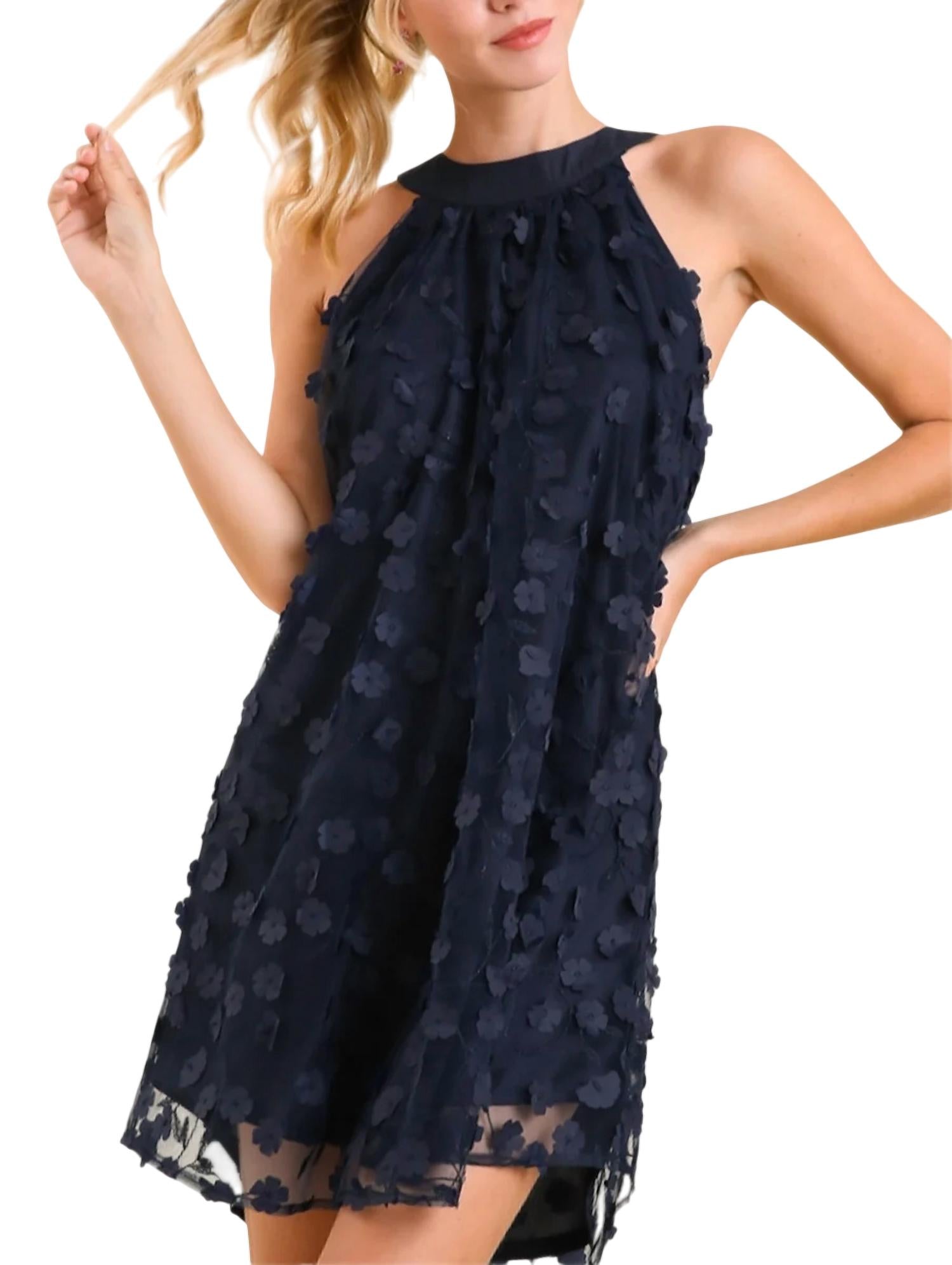 Платье-трапеция с цветочным принтом в темно-синем цвете Umgee
Платье-трапеция с цветочным принтом в темно-синем цвете Umgee