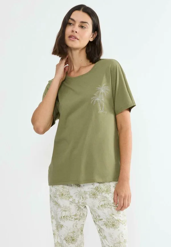 Футболка с принтом Triumph, Olive Gold, Хаки, Футболка с принтом Triumph, Olive Gold
Футболка с принтом Triumph, Olive Gold, Хаки, Футболка с принтом Triumph, Olive Gold