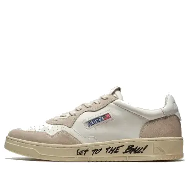 Кроссовки medalist leather low lettering 'get out the ball - beige' Autry, белый
Кроссовки medalist leather low lettering 'get out the ball - beige' Autry, белый
