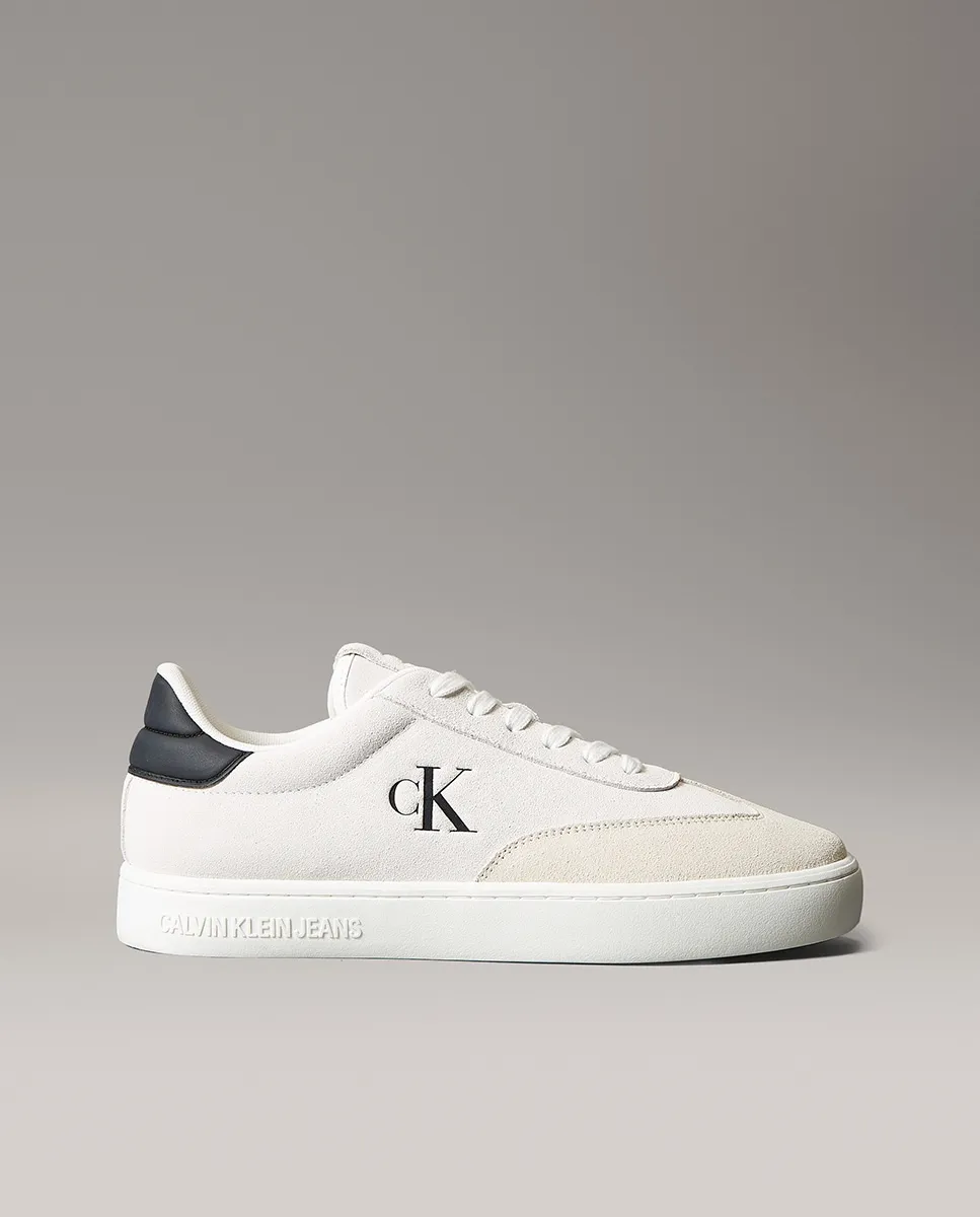 Кожаная обувь с носком, напоминающая шлем Calvin Klein, белый
Кожаная обувь с носком, напоминающая шлем Calvin Klein, белый