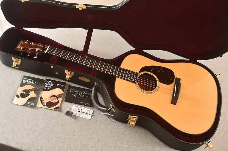 Акустическая гитара Martin Custom Shop D 18 Style GE Adirondack Sinker Modified V #2769781
Акустическая гитара Martin Custom Shop D 18 Style GE Adirondack Sinker Modified V #2769781