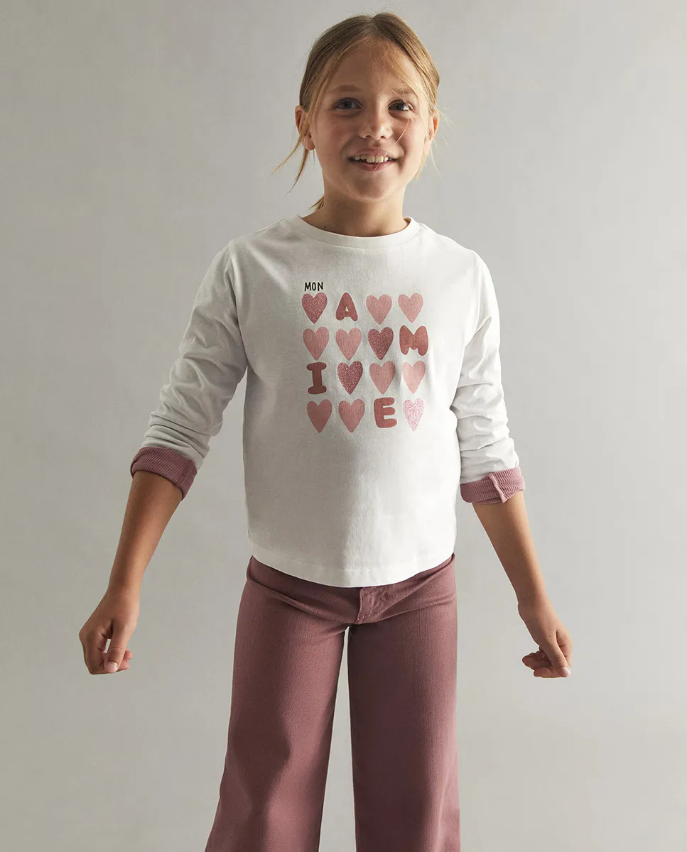 Футболка с сердечками Sfera, цвет Crudo 
Футболка с сердечками Sfera, цвет Crudo