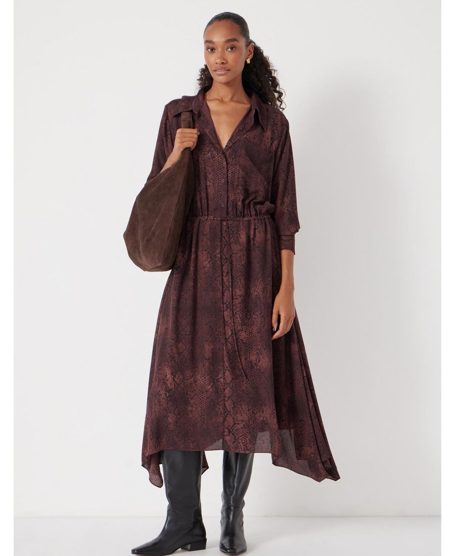 Женское шифоновое длинное платье с асимметричным подолом Hush, Snake print brown
Женское шифоновое длинное платье с асимметричным подолом Hush, Snake print brown