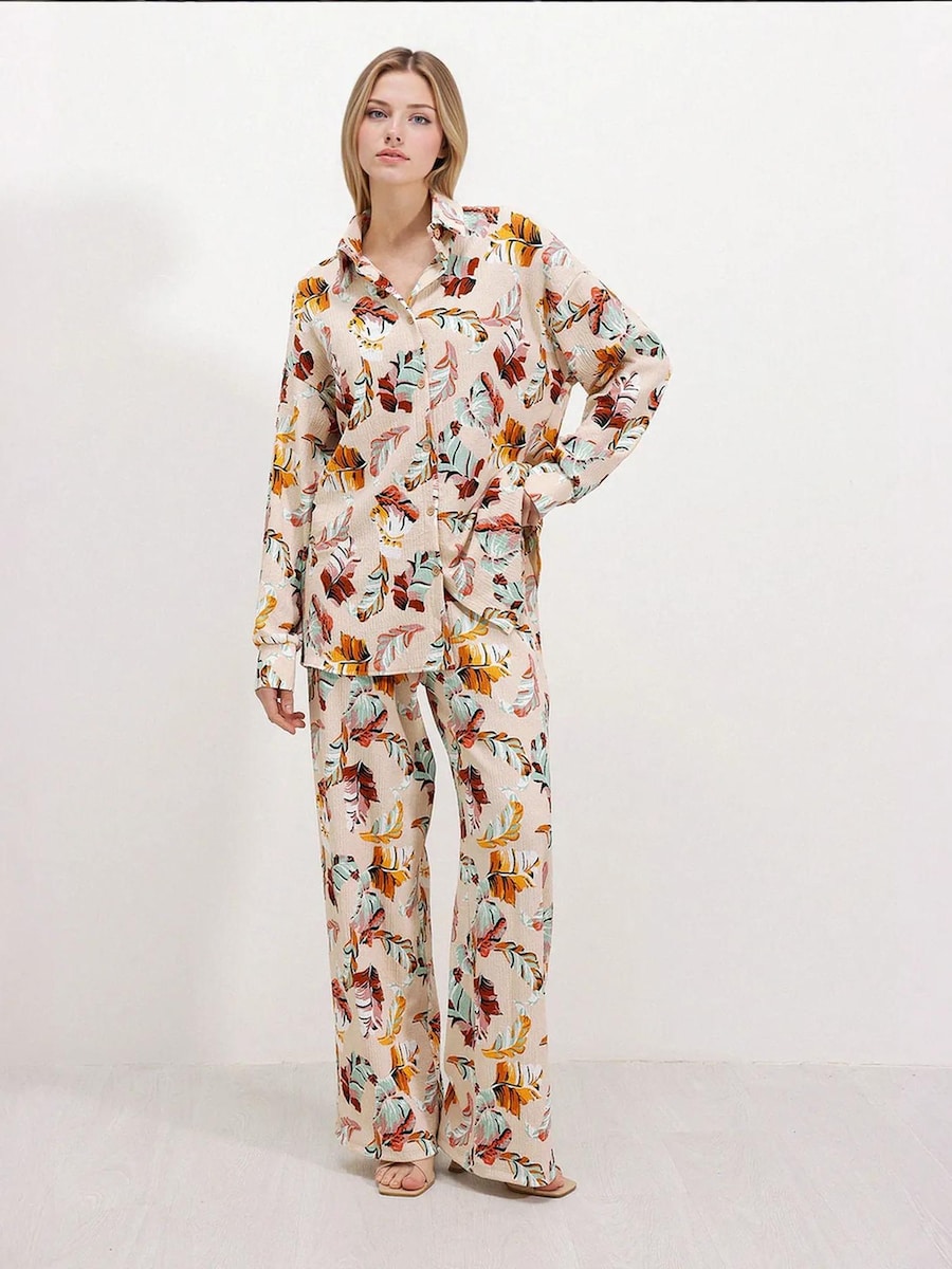 Брючный костюм Bigdart, бежевый
Брючный костюм Bigdart, бежевый