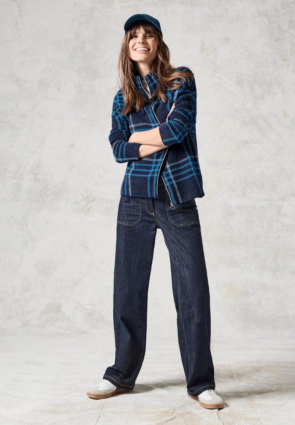 Кардиган KARIERTE Cecil, бирюзовый
Кардиган KARIERTE Cecil, бирюзовый