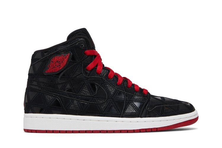 Кроссовки Air Jordan 1 J2K High 'Black Varsity Red', черный
Кроссовки Air Jordan 1 J2K High 'Black Varsity Red', черный