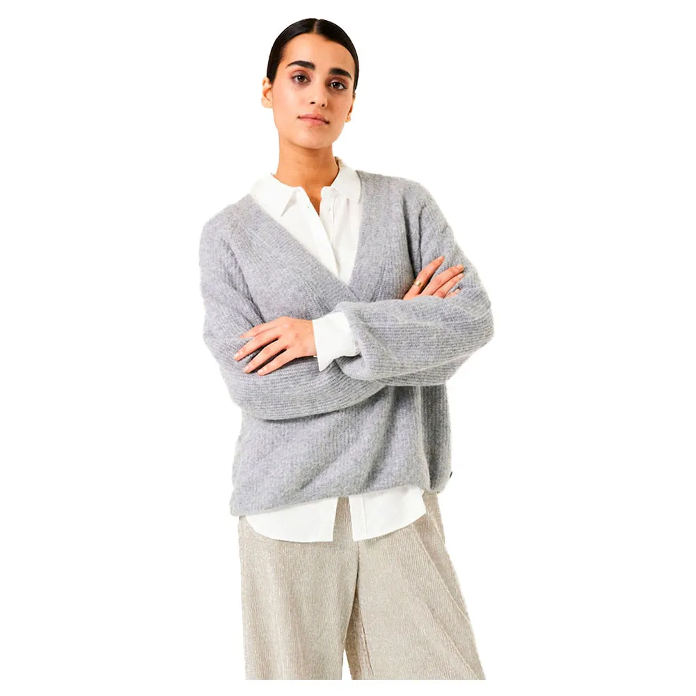 Свитер Garcia X40244, серый
Свитер Garcia X40244, серый