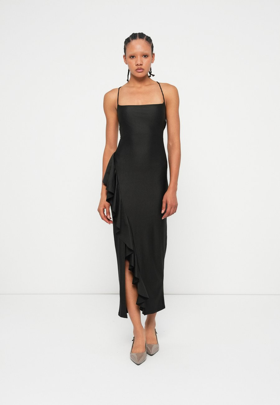 Платье WAL G. WEDDING GRACE RUFFLE MAXI, Black
Платье WAL G. WEDDING GRACE RUFFLE MAXI, Black