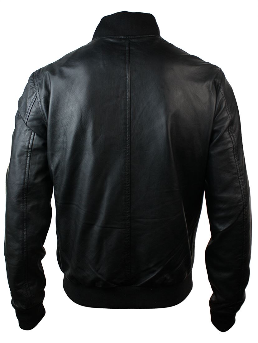 Кожаная куртка-бомбер в университетском стиле TruClothing, черный
Кожаная куртка-бомбер в университетском стиле TruClothing, черный