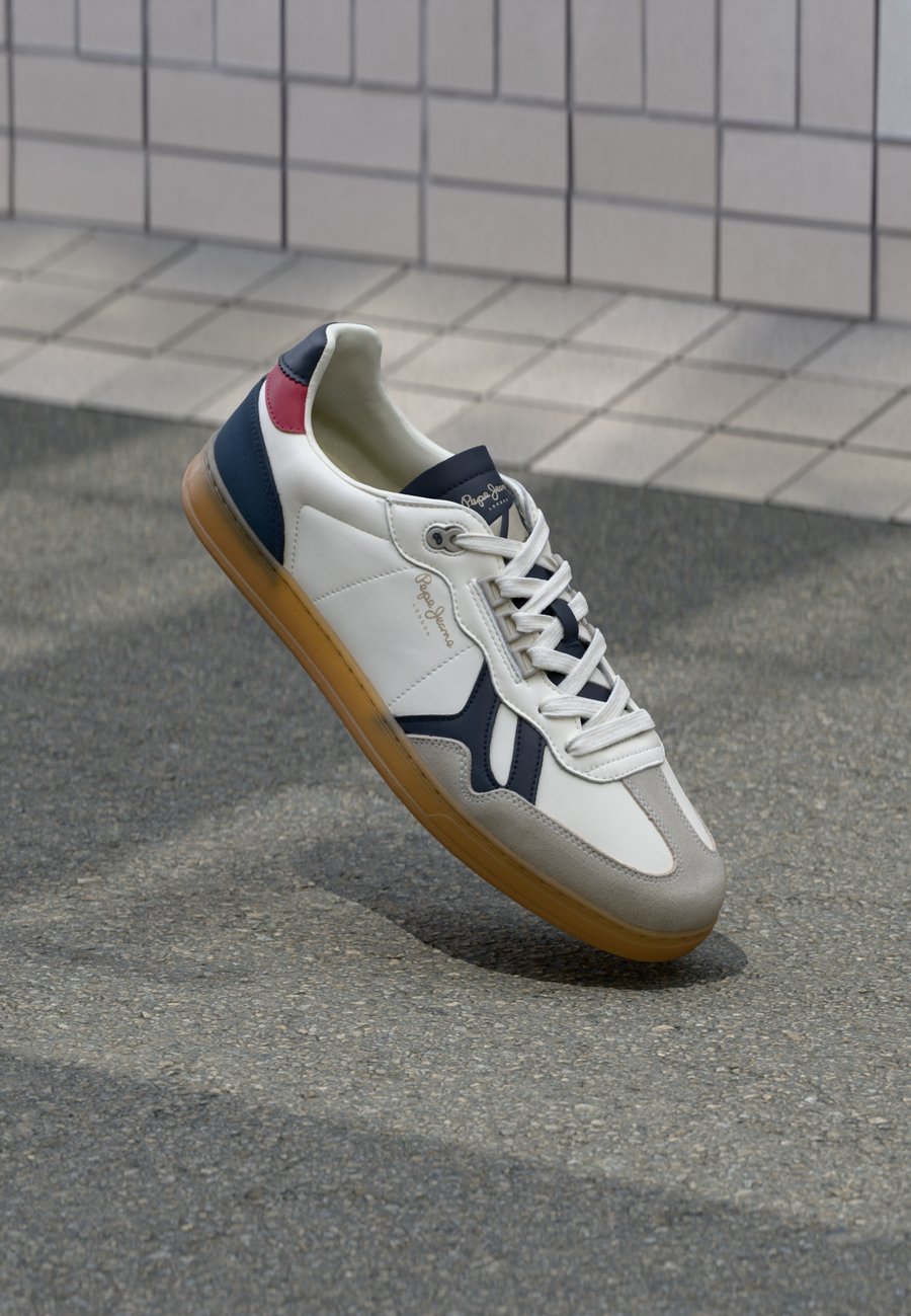 Кроссовки Pepe Jeans BALL ORIGIN, Mousse White/White
Кроссовки Pepe Jeans BALL ORIGIN, Mousse White/White