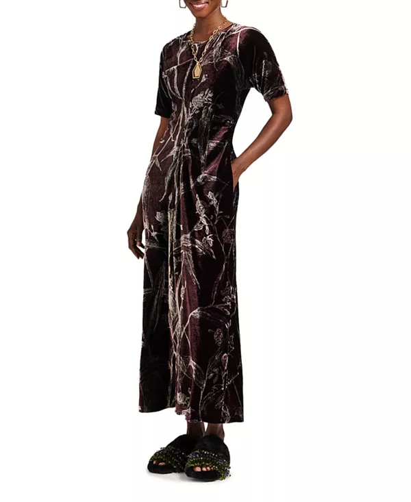 Платье Анжелики, бамбуковое, бордовое La Doublej, красный
Платье Анжелики, бамбуковое, бордовое La Doublej, красный