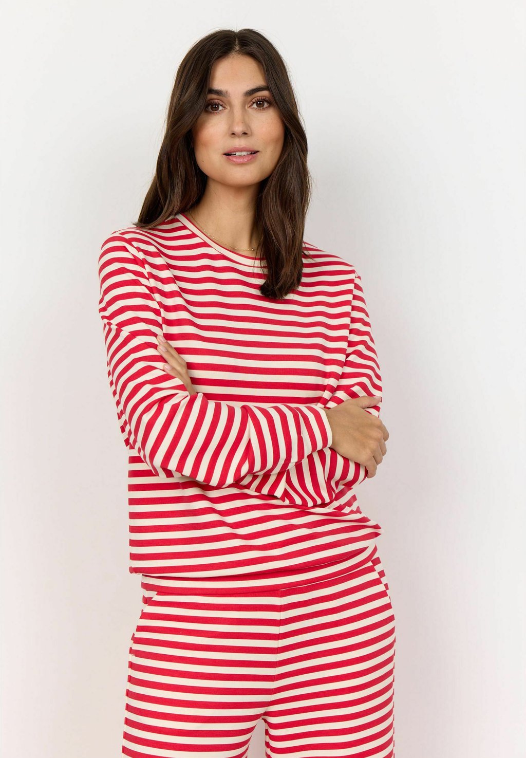 Топ с длинными рукавами SC-BARNI 42 Soyaconcept, красный
Топ с длинными рукавами SC-BARNI 42 Soyaconcept, красный