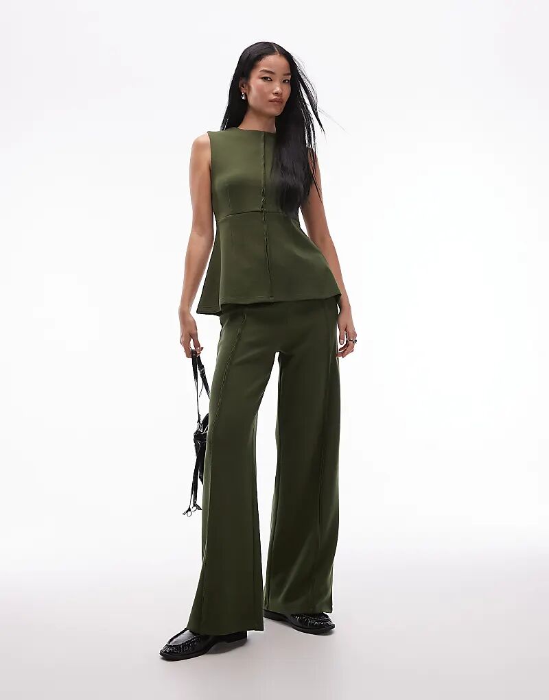 Брюки широкого кроя ASOS DESIGN Supersoft со швами зеленого цвета
Брюки широкого кроя ASOS DESIGN Supersoft со швами зеленого цвета