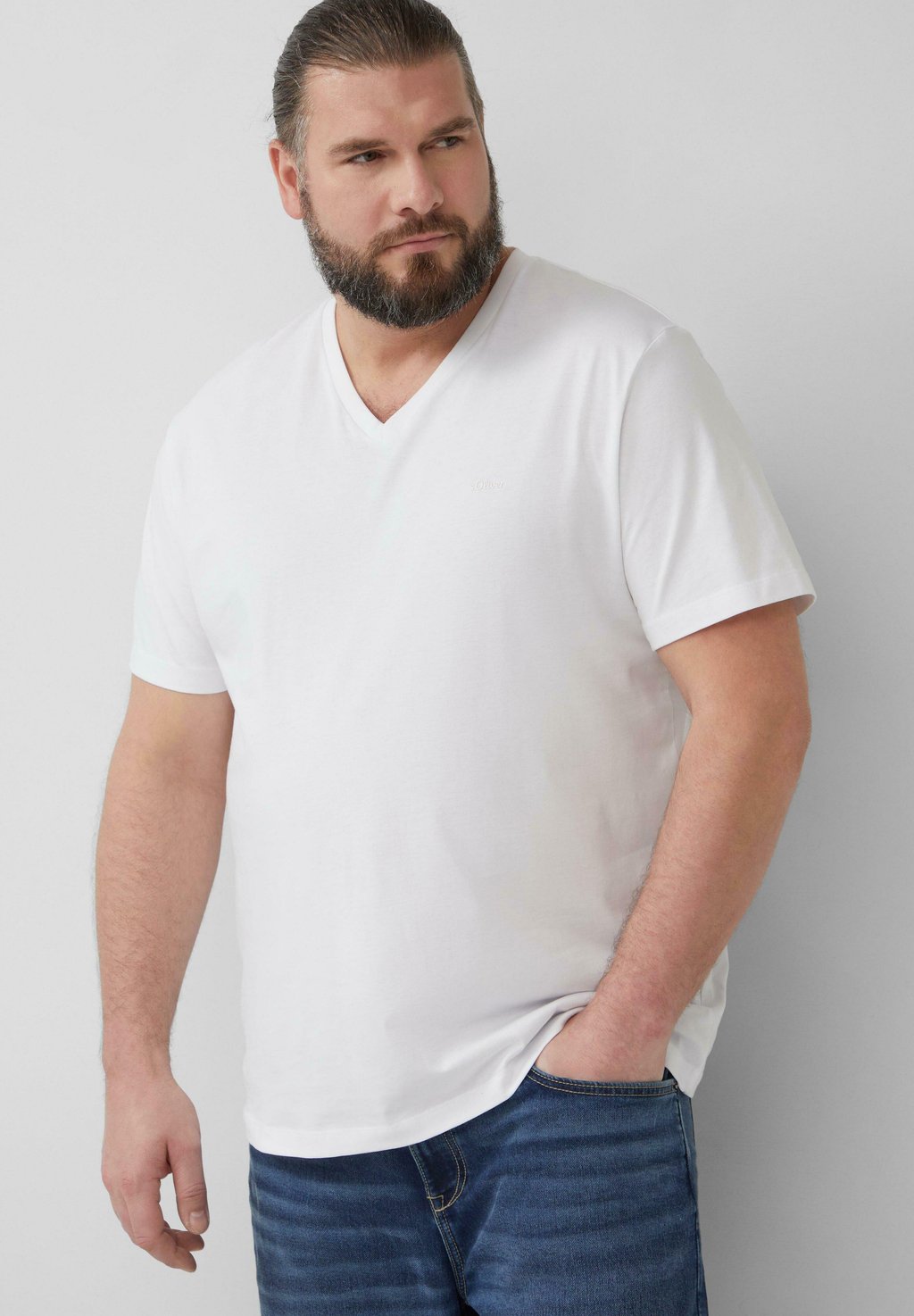 Базовая футболка s.Oliver, белый
Базовая футболка s.Oliver, белый