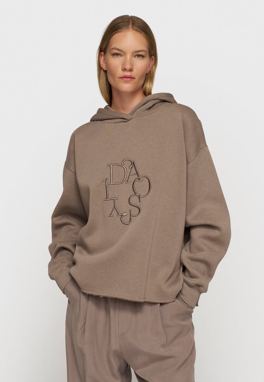 Худи 10DAYS Hoodie, Moonrock/Grey
Худи 10DAYS Hoodie, Moonrock/Grey