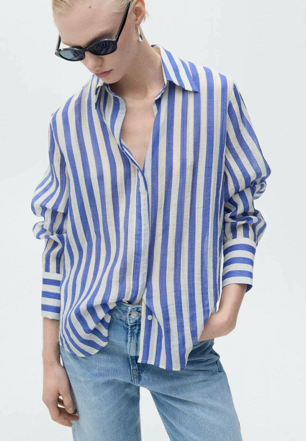 Блузка на пуговицах CLARIET Mango, светло-голубой
Блузка на пуговицах CLARIET Mango, светло-голубой